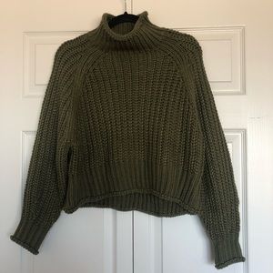 H & M ribbed turtle neck sweater